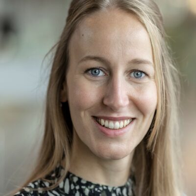 Angela de Jong